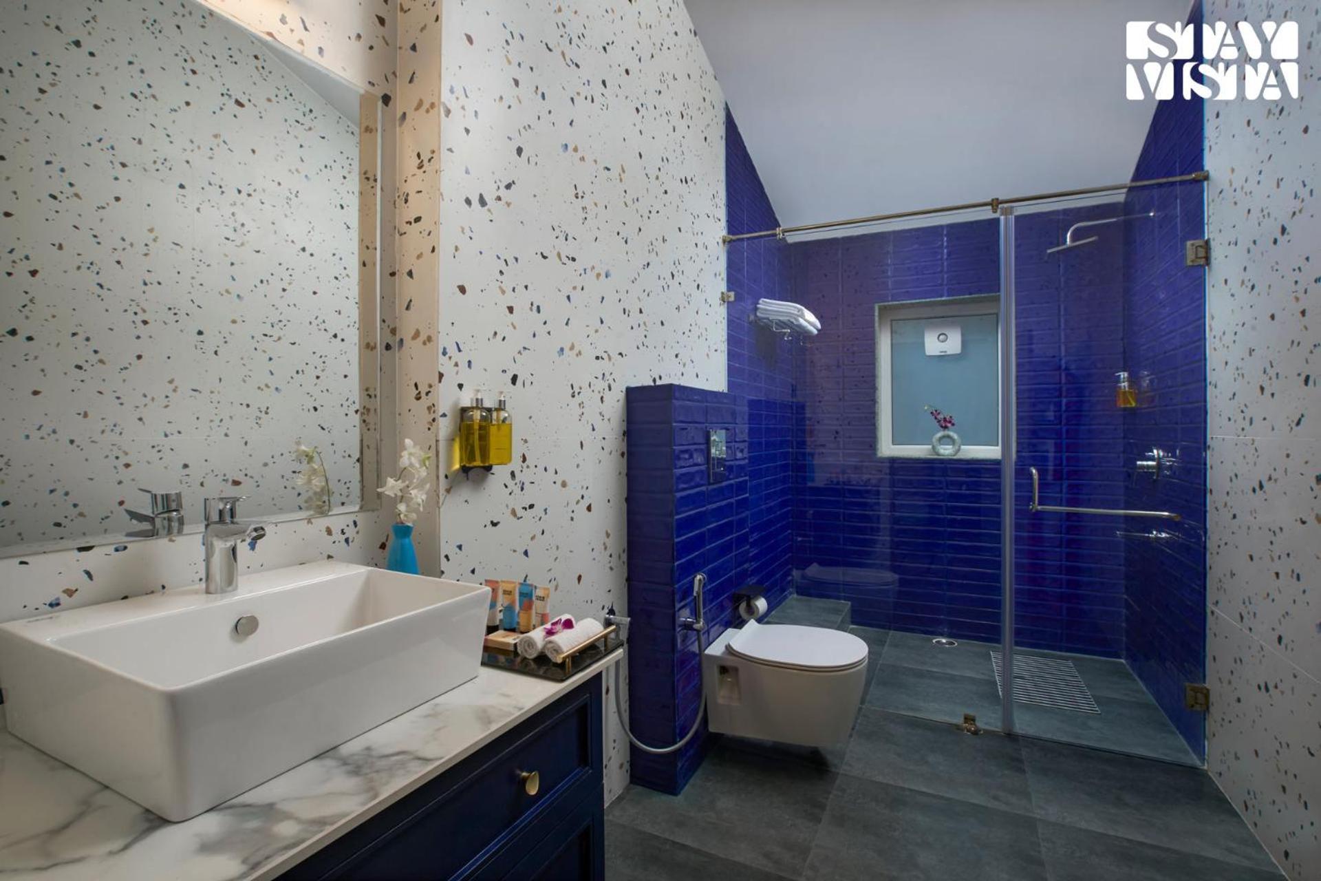 Stayvista At Tarika's Santorini Hideaway - Shared Pool, Bbq & Board Games *